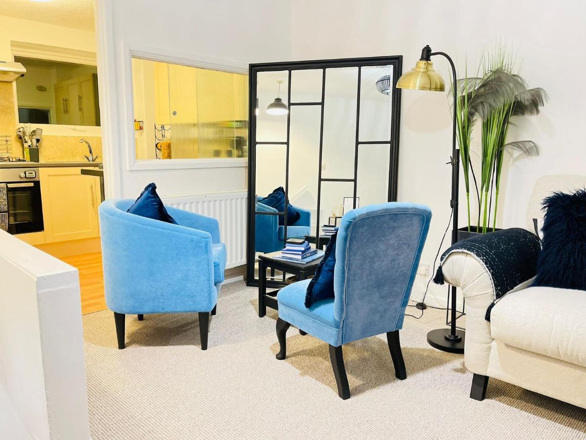 Lovely 1 Bed Home Near Hospital, With Parking & Garden Work Contractor Leisure, Sapphire Cambridge Zewnętrze zdjęcie